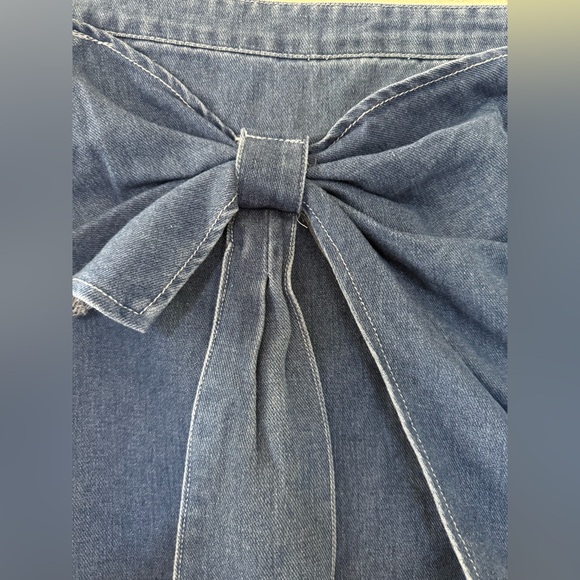 NWOT Denim Blue Skirt with Bow Detail - Picture 3 of 5